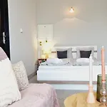 Spij-tu Z Jacuzzi Alloggio in famiglia Mikołajki