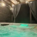 Проживание в семье Spij-tu Z Jacuzzi