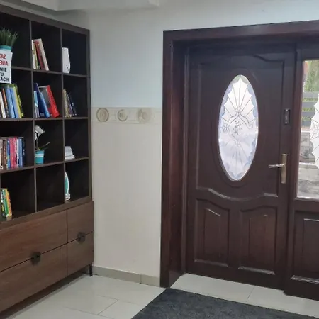 Spij-tu Z Jacuzzi Quarto em Acomodações Particulares Mikołajki