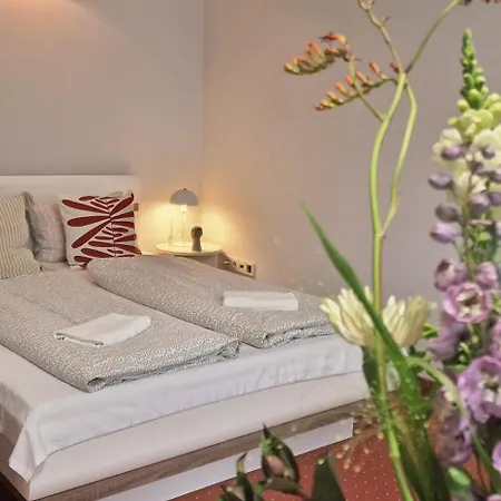 Spij-tu Z Jacuzzi W Cenie Homestay szállás Mikołajki