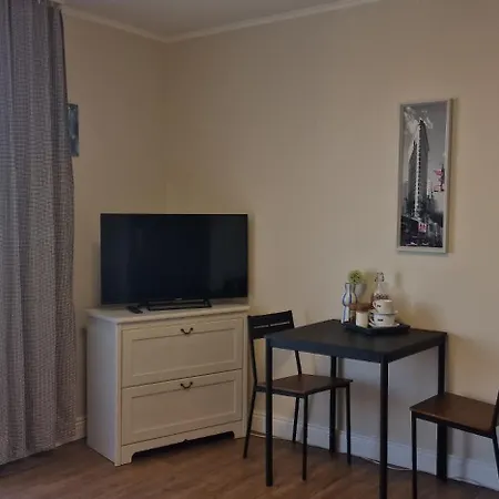 Spij-tu Z Jacuzzi Accommodatie bij particulieren Mikołajki